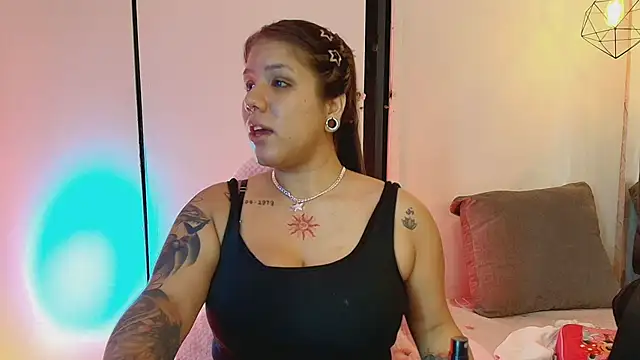 Snapshot of Melissa_Adamsx chatting on 05/22/26, 11:38 Melissa Adamsx online show from 05/22/26, 11:38