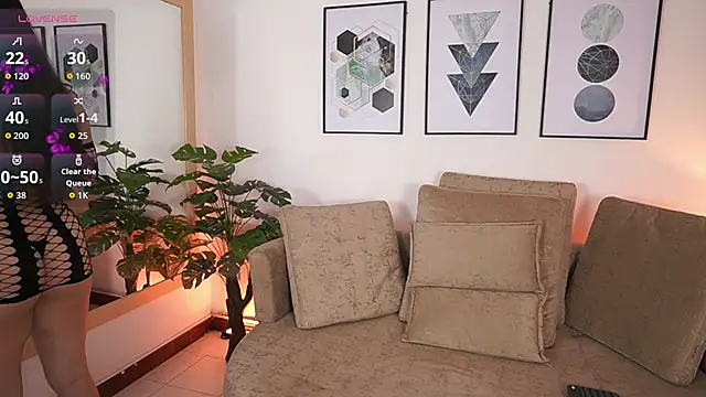 MilaCrave online show from 09/19/25, 11:44