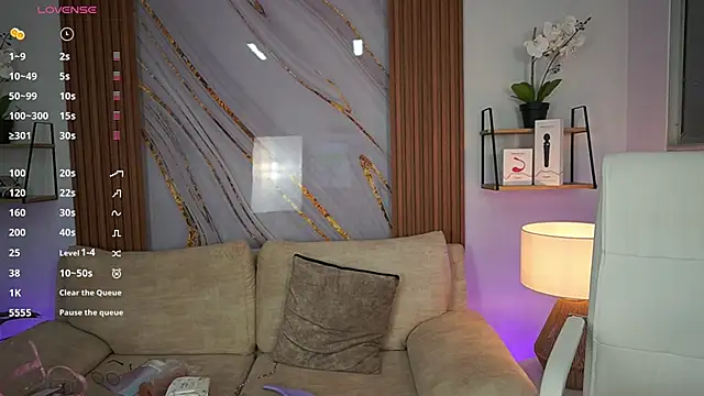 MilaCrave online show from 09/29/25, 11:48