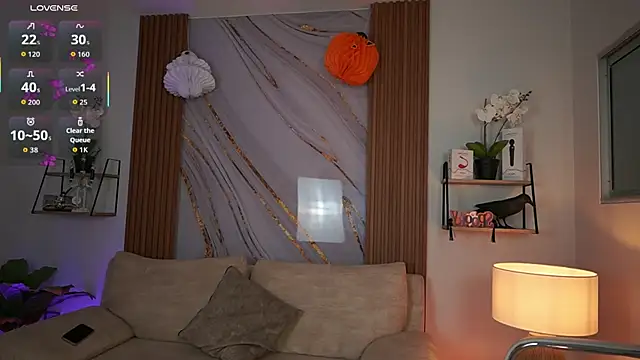 MilaCrave online show from 10/17/25, 02:52