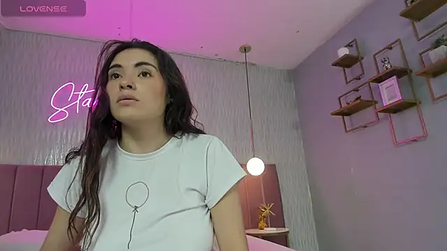 HANNA BASTIAN VC online show from 10/09/25, 04:10