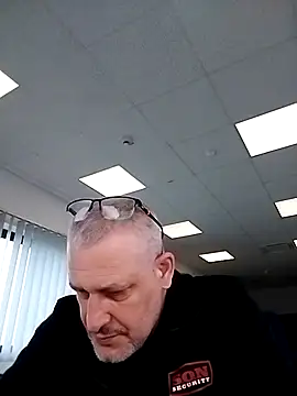 Hisnimin online show from 04/12/26, 05:12
