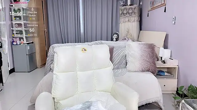 Y2Luvk online show from 10/14/25, 11:38