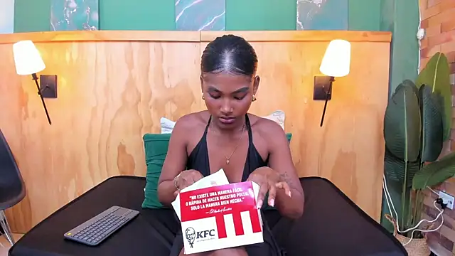 halleylorens online show from 02/25/26, 07:23