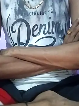 kuldeep12111 online show from 10/03/25, 06:38