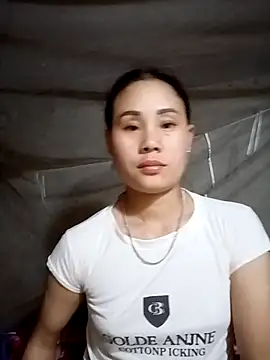 Ruaiuoi online show from 04/04/26, 12:57