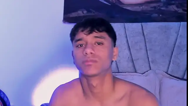 ZYZZ1312 online show from 10/28/25, 06:54