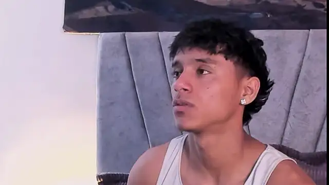 ZYZZ1312 online show from 12/15/25, 08:57