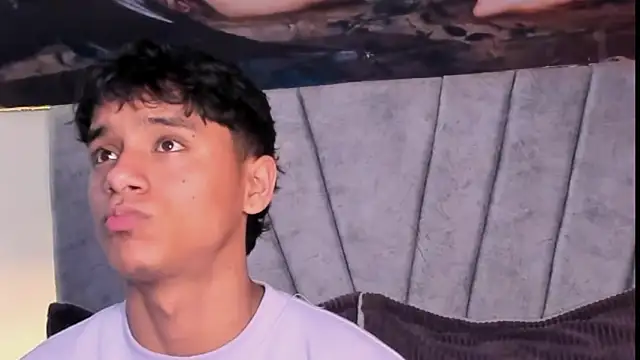 ZYZZ1312 online show from 12/19/25, 09:11