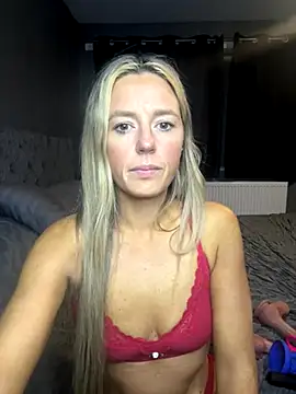 sammie-99 online show from 09/28/25, 06:46