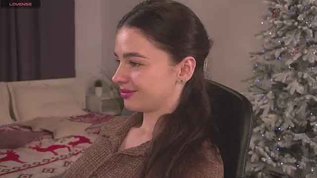 Olivia Farrell online show from 12/19/25, 12:45