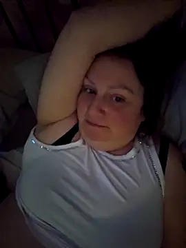 Snapshot of Naughtiness-but-Nice chatting on 10/03/25, 04:48 Naughtiness-but-Nice online show from 10/03/25, 04:48