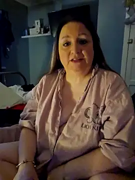 Snapshot of Naughtiness-but-Nice chatting on 10/10/25, 12:15 Naughtiness-but-Nice online show from 10/10/25, 12:15