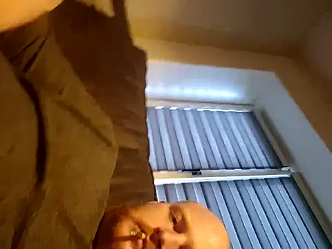 svenni2525 online show from 11/15/25, 08:00