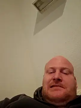 svenni2525 online show from 04/05/26, 11:07