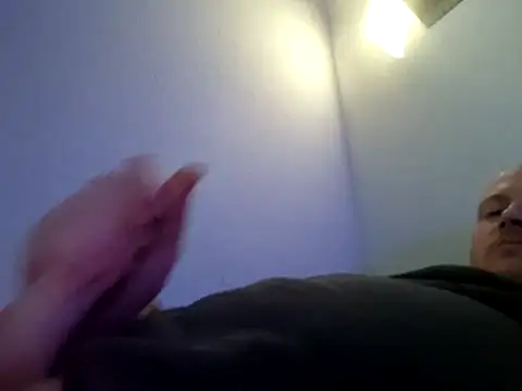 svenni2525 online show from 04/22/26, 05:47