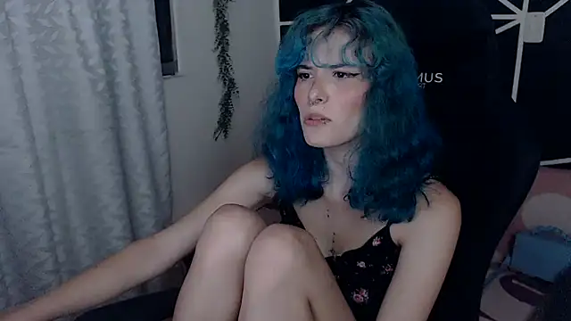 LITTLENAMI  online show from 10/10/25, 11:59