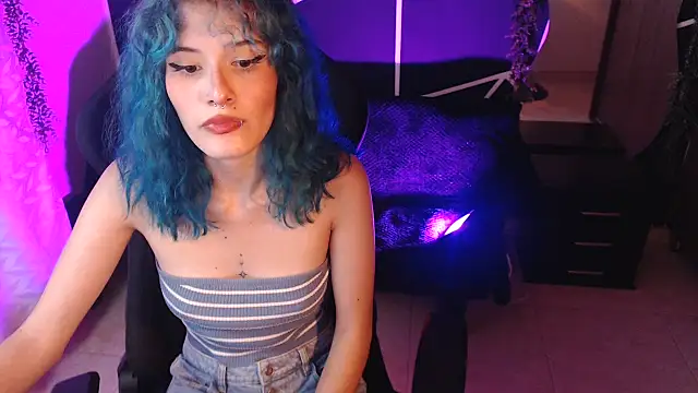 LITTLENAMI  online show from 10/18/25, 12:13