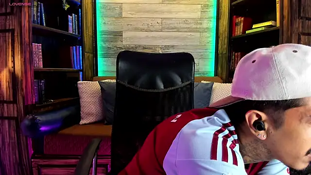 Donovan Desmond online show from 02/05/26, 01:32