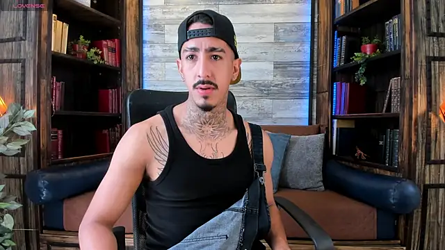 Donovan Desmond online show from 04/18/26, 07:29