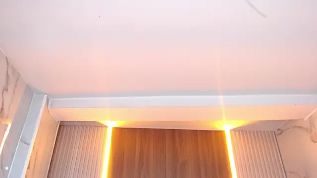 dania b  online show from 10/23/25, 03:06