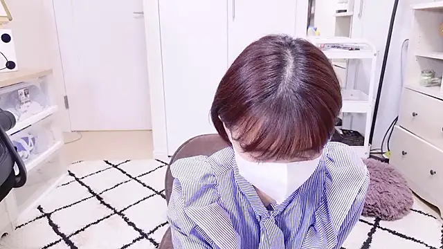 Azusa DoMybest online show from 09/29/25, 06:29