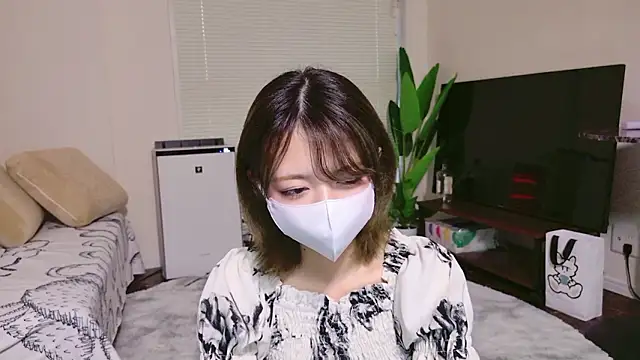 Azusa DoMybest online show from 02/11/26, 07:46