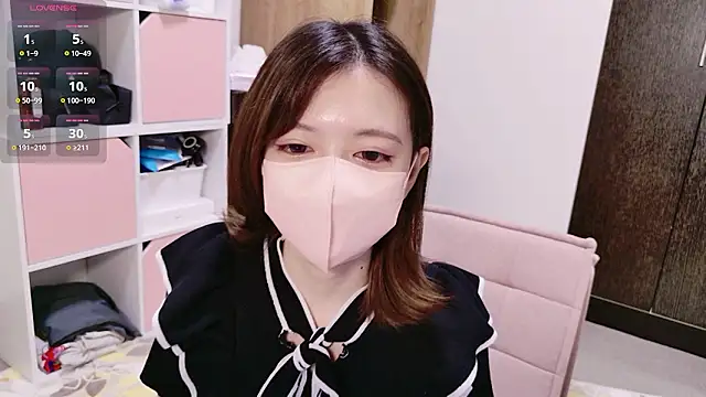 Azusa DoMybest online show from 04/12/26, 06:07