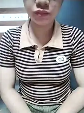 Mie rose online show from 10/31/25, 02:18