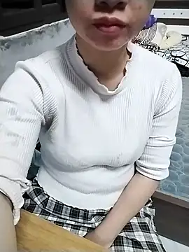 Mie rose online show from 12/16/25, 12:37