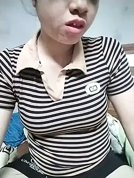 Mie rose online show from 04/01/26, 01:41