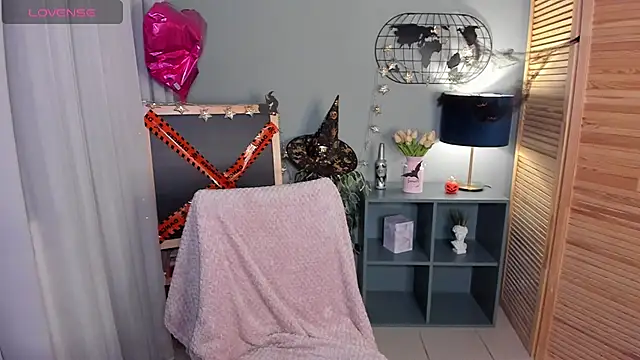 mishapallmer online show from 10/29/25, 02:03