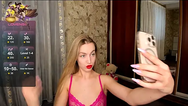 mishapallmer online show from 11/28/25, 09:56