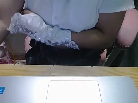 ahoa Tk online show from 09/30/25, 08:58