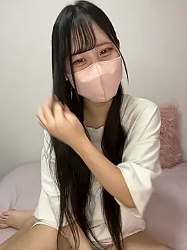 noa uxu online show from 09/10/25, 01:05