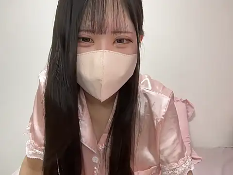 noa uxu online show from 11/06/25, 03:07