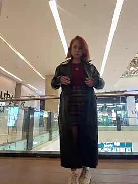 Snapshot of RosieSecret chatting on 09/16/25, 05:08 RosieSecret online show from 09/16/25, 05:08