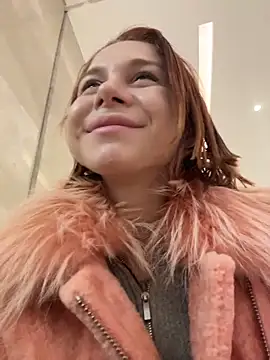 Snapshot of RosieSecret chatting on 11/09/25, 08:12 RosieSecret online show from 11/09/25, 08:12