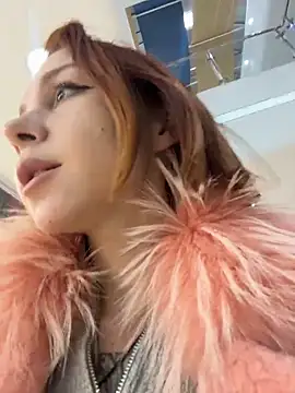 Snapshot of RosieSecret chatting on 11/10/25, 08:13 RosieSecret online show from 11/10/25, 08:13