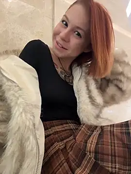 Snapshot of RosieSecret chatting on 11/20/25, 08:03 RosieSecret online show from 11/20/25, 08:03