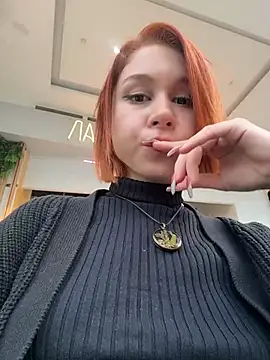 Snapshot of RosieSecret chatting on 11/23/25, 08:03 RosieSecret online show from 11/23/25, 08:03