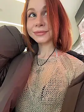 Snapshot of RosieSecret chatting on 03/03/26, 10:10 RosieSecret online show from 03/03/26, 10:10