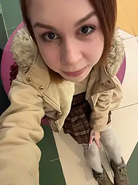 Snapshot of RosieSecret chatting on 03/15/26, 08:09 RosieSecret online show from 03/15/26, 08:09