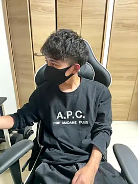 jiji9253 online show from 10/15/25, 01:33