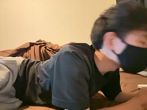 jiji9253 online show from 10/30/25, 12:17