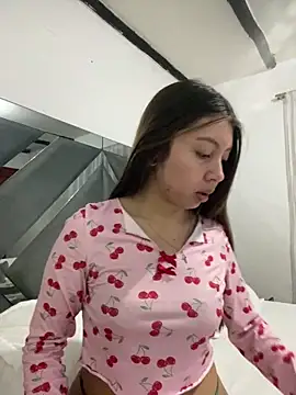 Sara-cooper2 online show from 05/15/26, 12:12