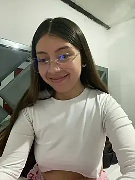 Sara-cooper2 online show from 06/10/26, 02:38