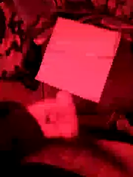 Snapshot of gucky25 chatting on 10/21/25, 10:49 gucky25 online show from 10/21/25, 10:49