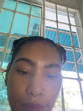 SophieD online show from 10/11/25, 12:58