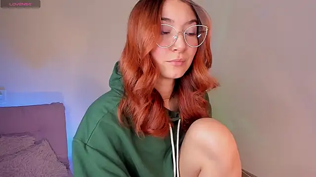 Isis-Blaze online show from 09/17/25, 09:16